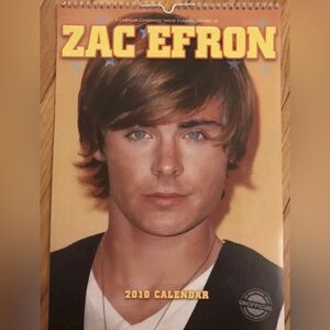 Zac Efron Oversized 2010 Collectible Fan Calendar High School Musical 16.5x11.5”